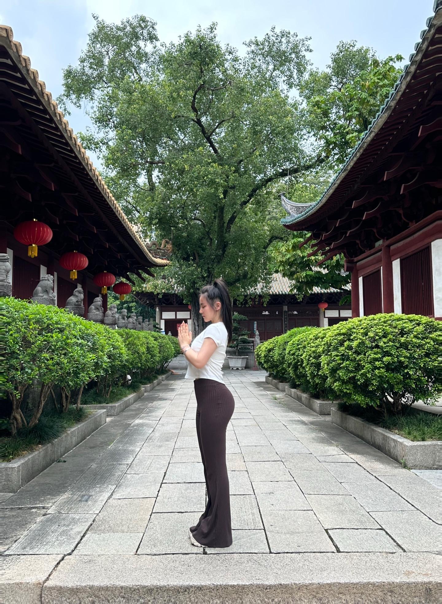 禅雨儿私密生活揭秘,揭秘她的私密生活 禅雨儿私密生活揭秘,揭秘她的私密生活