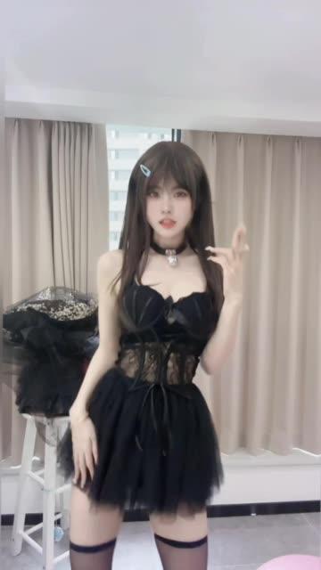 给乔买裙子维密圈图片免费分享,展现她的独特女性魅力 给乔买裙子维密圈图片免费分享,展现她的独特女性魅力