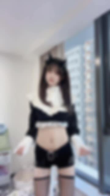 给乔买裙子维密圈图片免费分享,展现她的独特女性魅力 给乔买裙子维密圈图片免费分享,展现她的独特女性魅力