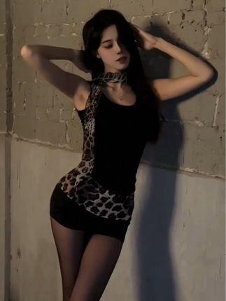 九头身女神美了个滢的魅力解读——作品鉴赏指南 九头身女神美了个滢的魅力解读——作品鉴赏指南