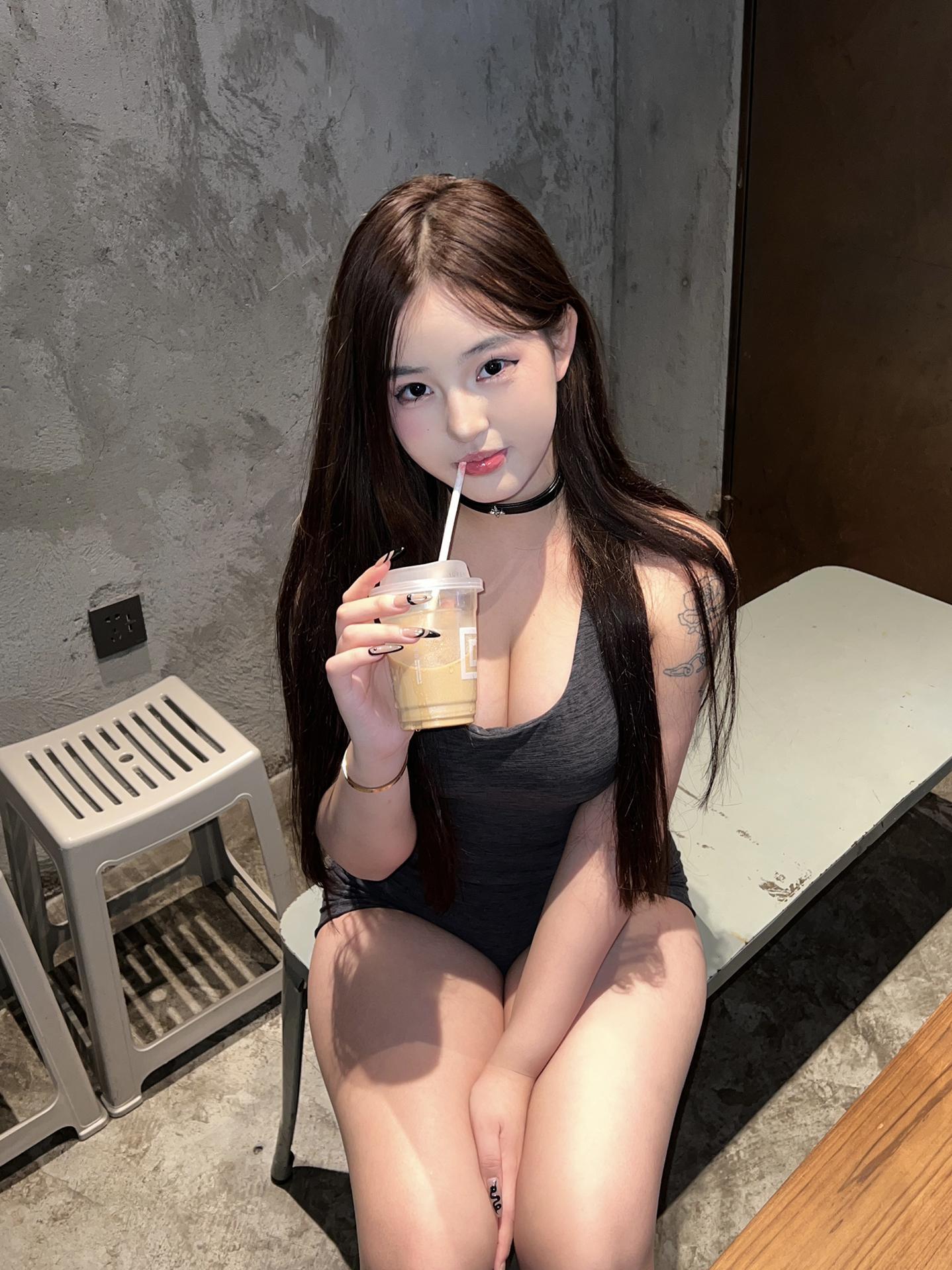 小u优优子微密圈的付费资源解析（小u优优子的微密圈照片大全）