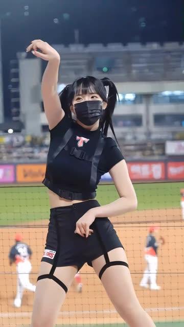 Callmecandy觅圈颜值日常分享,为之倾倒的每日精彩 Callmecandy觅圈颜值日常分享,为之倾倒的每日精彩