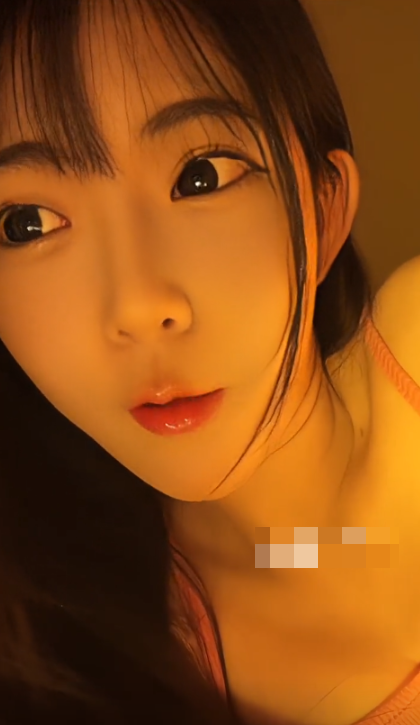 抖音妮霸霸微密圈怎么回事，妮霸霸在哪里直播？