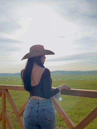 MIYA的瑜伽写真,极限曲线的全集解析 MIYA的瑜伽写真,极限曲线的全集解析