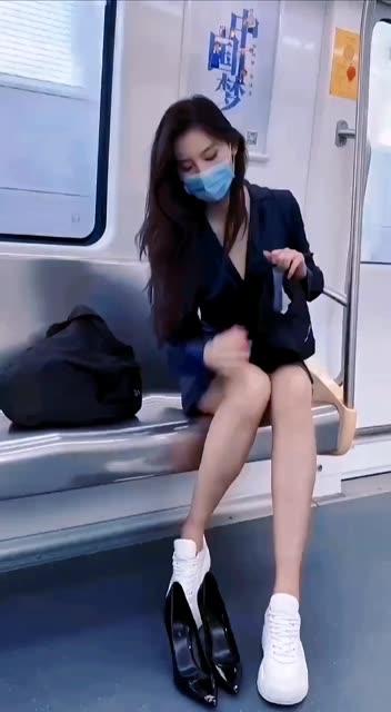 就是阿朱啊的事业成功,探索她的成功之路 就是阿朱啊的事业成功,探索她的成功之路