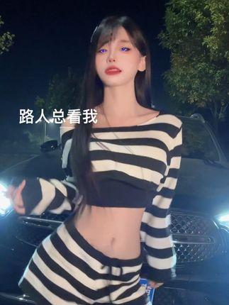 萱萱仙女维密图片解析，甜美风格的魅力展示