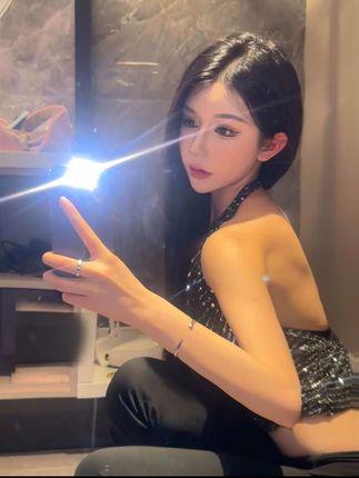 艾拉·isla健身写真合集，微密圈中无敌曲线的独家展示