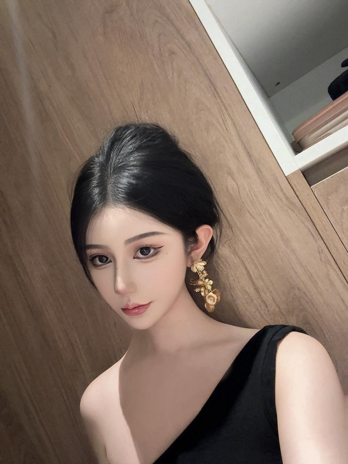 艾拉·isla健身写真合集，微密圈中无敌曲线的独家展示