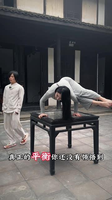 宋昱欣的御姐魅惑，抖音网红宋昱欣的魅力新图赞美