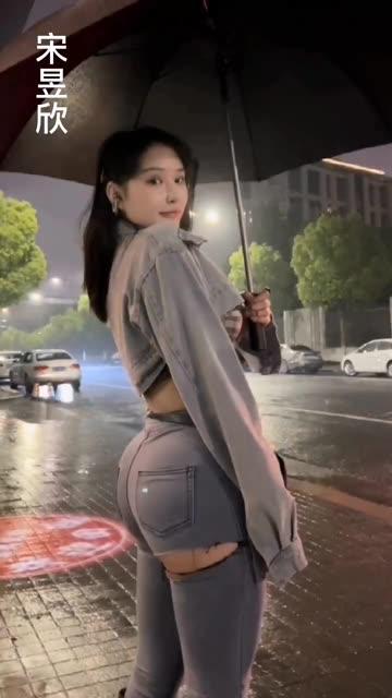 宋昱欣的御姐魅惑，抖音网红宋昱欣的魅力新图赞美