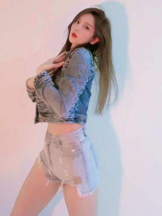 希希Gina推特账号叫什么?寻找希希Gina在推特上的身影 希希Gina推特账号叫什么?寻找希希Gina在推特上的身影