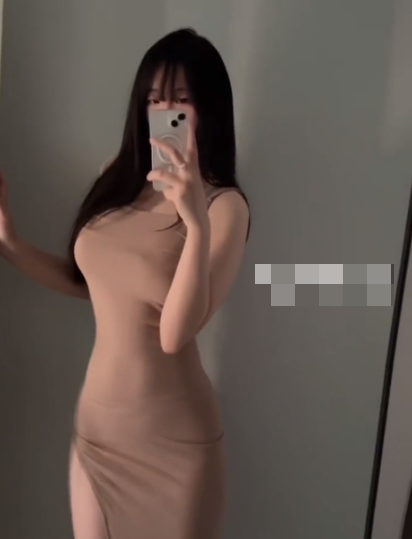 如何看待抖音网红霸王龙微密圈资源