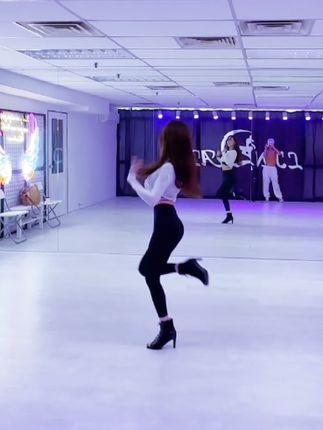 希希Gina推特账号叫什么?寻找希希Gina在推特上的身影 希希Gina推特账号叫什么?寻找希希Gina在推特上的身影