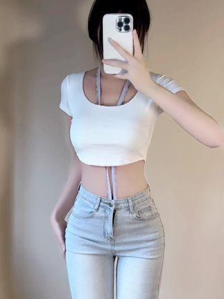 抖音清提微密圈/觅圈美照图集资源，夏日印花连衣裙打造浪漫氛围