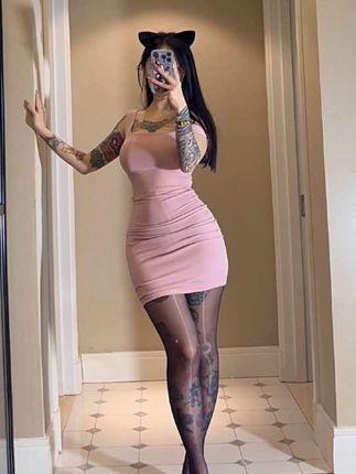 卡通百科老王微圈图片大全,她的作品如雨露般短暂又珍贵 卡通百科老王微圈图片大全,她的作品如雨露般短暂又珍贵