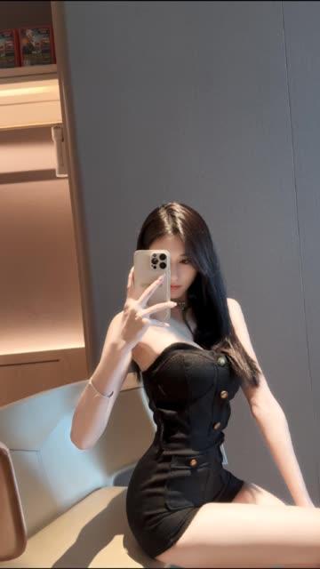 麻利亚辣微博是多少?粉丝必备的互动窗口,抖音红人的私密空间 麻利亚辣微博是多少?粉丝必备的互动窗口,抖音红人的私密空间