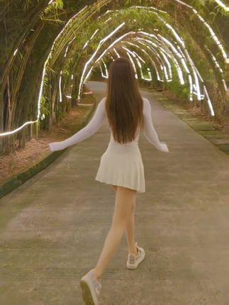 希希Gina的抖音头像是怎样的?观察希希Gina在抖音上的形象 希希Gina的抖音头像是怎样的?观察希希Gina在抖音上的形象