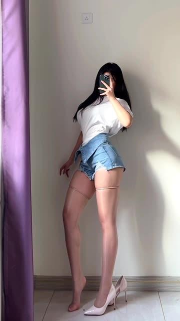 全新发布姐姐Lalion微密圈视图合集，目不暇接的视觉盛宴