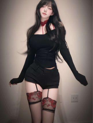 童锣烧路人视角写真，捕捉真实瞬间