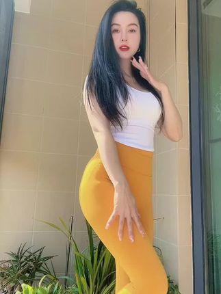 微密圈网红小喵咪CK抖音22万粉丝，这颜值还有身材谁看了谁迷糊