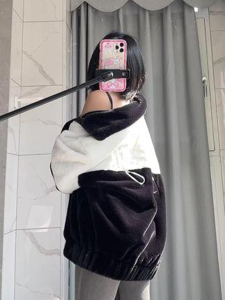 【微密圈】聂傲娇抖音萝莉萌妹的新风格，微密圈_聂傲娇风格图集大赏