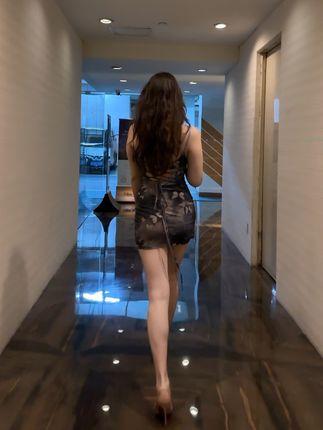 性感与可爱并存!可可西yyy微密圈JK制服穿搭热议中 性感与可爱并存!可可西yyy微密圈JK制服穿搭热议中