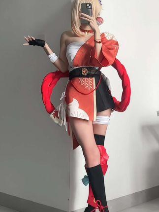 抖音女刺客儿微密WEME圈封面写真,美轮美奂尽显风采 抖音女刺客儿微密WEME圈封面写真,美轮美奂尽显风采