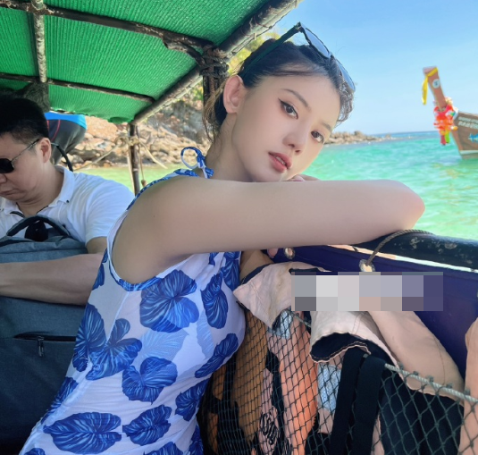 小镇里的就是阿朱啊,微密圈付费视图合集 小镇里的就是阿朱啊,微密圈付费视图合集