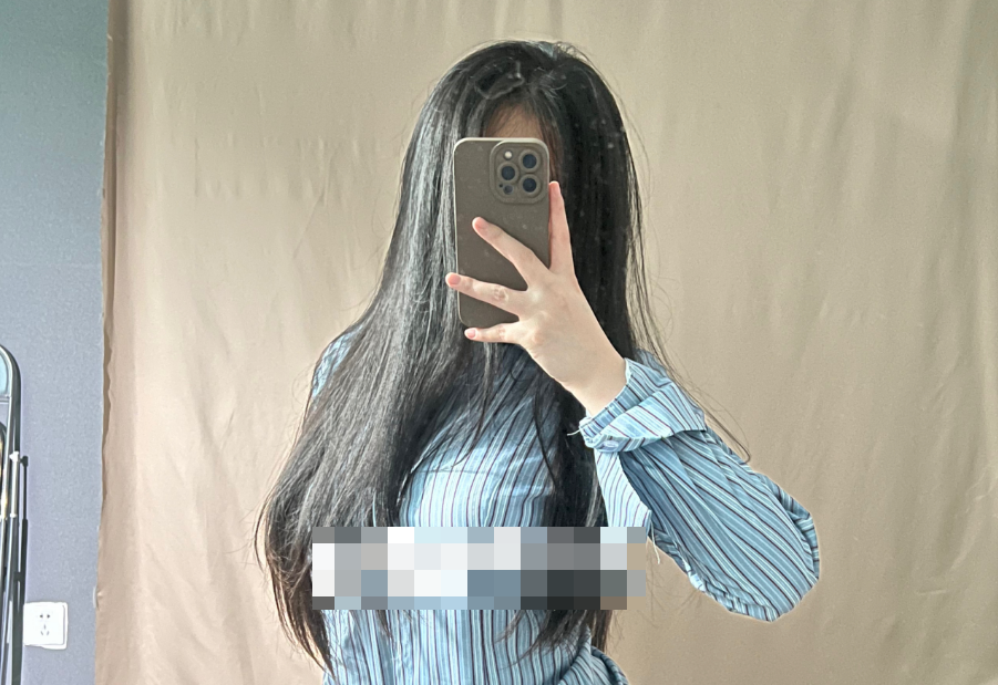 抖音网红博主卿宝微密圈独家资源–颜值穿搭让人过目不忘