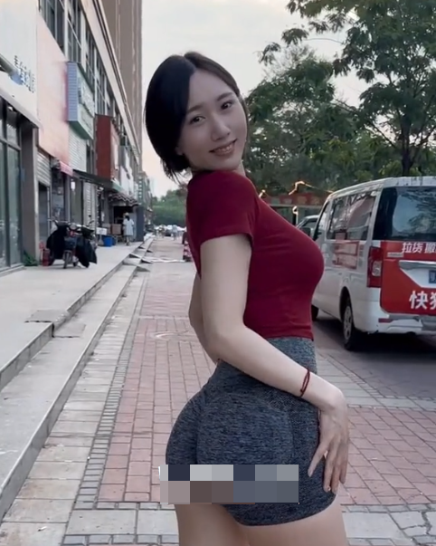 小玉吃果冻珍藏版什么梗？就是微密圈嘉宾专享帖吗？