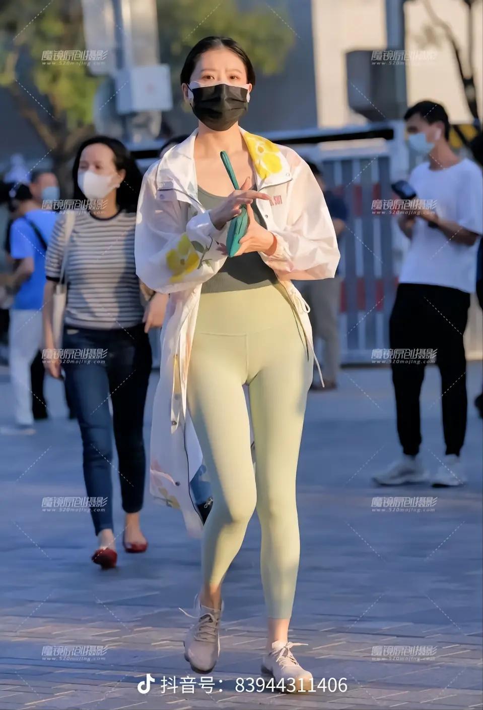 猪饲料ya微密圈精选魅力写真作品，性感魅力绚丽多彩照片视频双重呈现