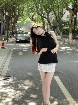 李嘉欣97个人资料与简介分享,深入探讨网红女神 李嘉欣97个人资料与简介分享,深入探讨网红女神