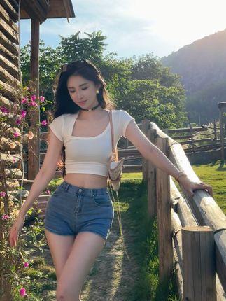 李嘉欣97个人资料与简介分享,深入探讨网红女神 李嘉欣97个人资料与简介分享,深入探讨网红女神