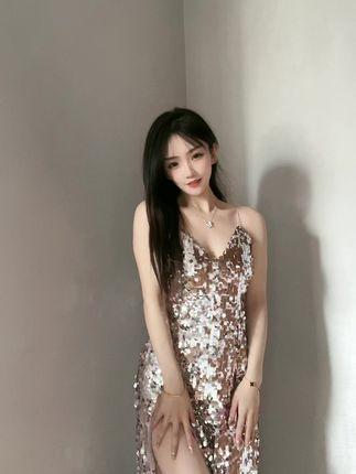 崽崽aaa可爱小姐姐动态，动感光波带来好心情