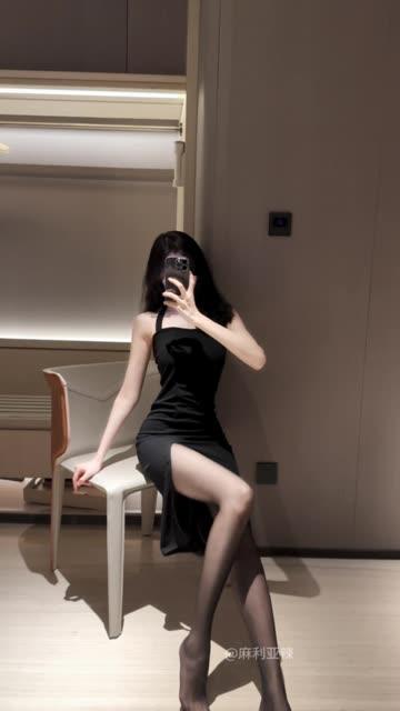 麻利亚辣是干嘛的?麻利亚辣微密圈内容概览,麻利亚辣的职业与个人资料 麻利亚辣是干嘛的?麻利亚辣微密圈内容概览,麻利亚辣的职业与个人资料