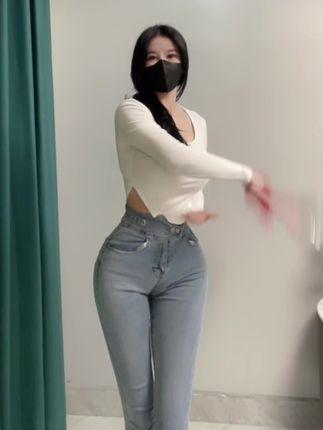 猪小七隐私泄露，猪小七隐私照片外泄背后的故事