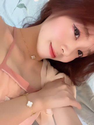 七七仙女在快手的视频,全方位展示她的日常生活 七七仙女在快手的视频,全方位展示她的日常生活