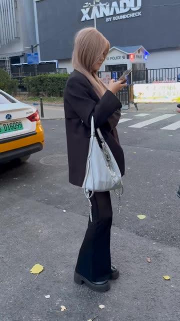 银蛇大人微博动态解读，她的生活点滴