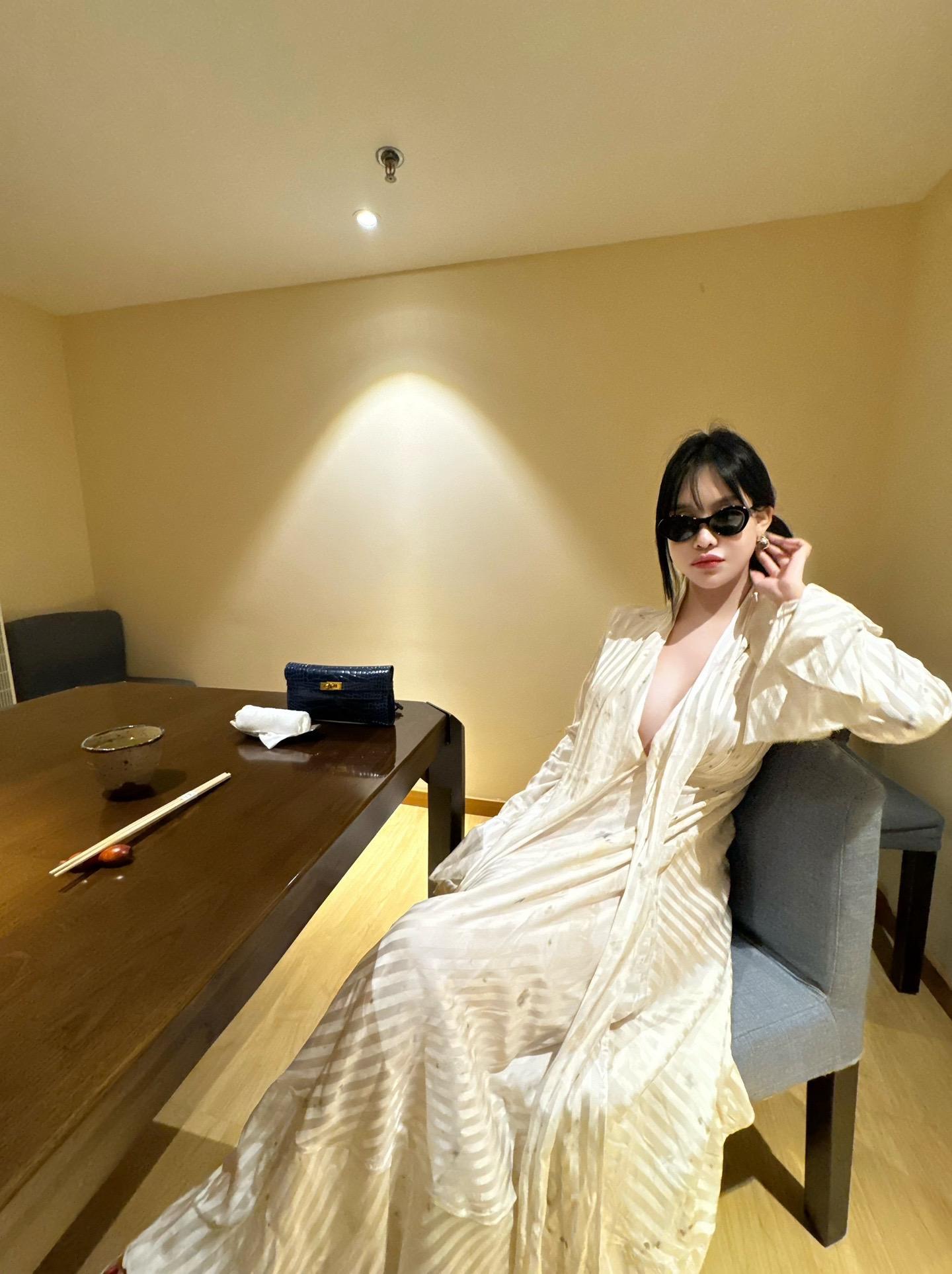 张鑫baby个人简介从素人到百万粉丝网红的崛起之路,揭秘张鑫Amy的成名故事 张鑫baby个人简介从素人到百万粉丝网红的崛起之路,揭秘张鑫Amy的成名故事