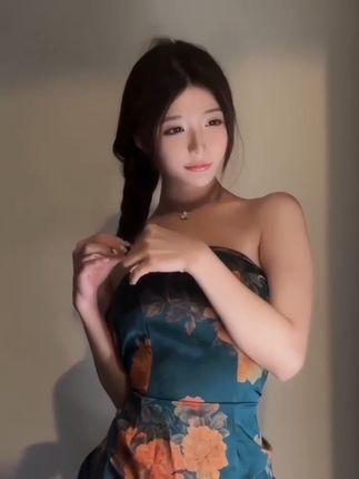 陈妮妮UNI颜值与魅力并存的时尚女网红作品合集，探索网红的独特魅力