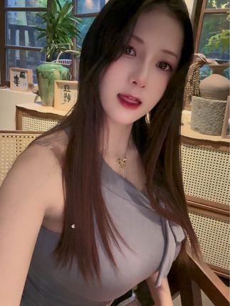 脑婆睡醒啦抖音视频分享，每一秒都是精彩的瞬间