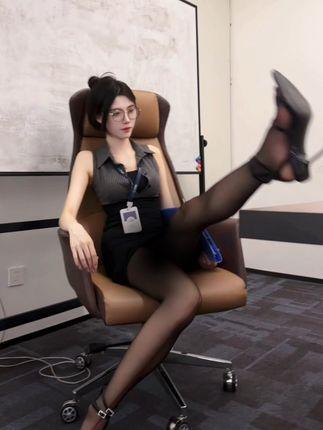 微密圈美了个滢个人资料揭秘，她是谁？