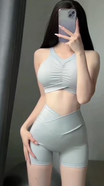 妮温柔#夏天的味道,微胖女生的穿搭宝典,她的夏季穿搭秘笈公开 妮温柔#夏天的味道,微胖女生的穿搭宝典,她的夏季穿搭秘笈公开