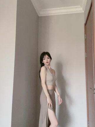 崽崽aaa可爱小姐姐动态，动感光波带来好心情