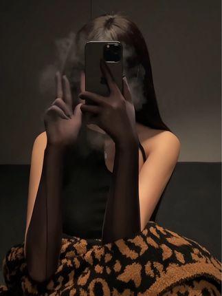 微密圈阿尔卑香小狗子资源下载，她的独家照片全集大公开