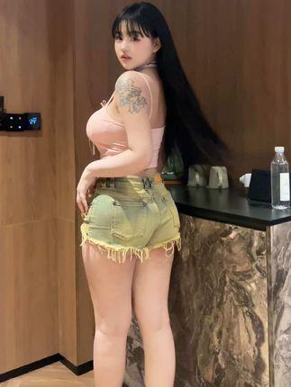 小u优优子微密圈的独特风格(抖音网红小u优优子的微密圈作品) 小u优优子微密圈的独特风格(抖音网红小u优优子的微密圈作品)