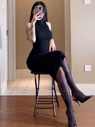 卡通百科老王的最新圈子照片,她的私密生活大曝光 卡通百科老王的最新圈子照片,她的私密生活大曝光