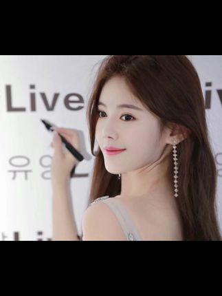 猪小七内衣炸街,猪小七内衣炸街性感与时尚的完美结合 猪小七内衣炸街,猪小七内衣炸街性感与时尚的完美结合