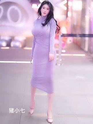 猪小七内衣炸街,猪小七内衣炸街性感与时尚的完美结合 猪小七内衣炸街,猪小七内衣炸街性感与时尚的完美结合