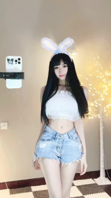 探秘抖音网红奶雯微密圈付费资源，尽在这里